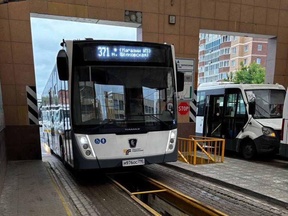 Автобусный парк в Лосино-Петровском ждут проверки на чистоту в салонах