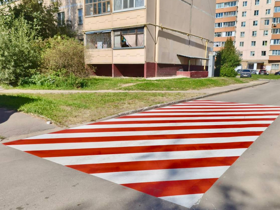 Спецпарковки для пожарной техники делают во дворах Можайского округа