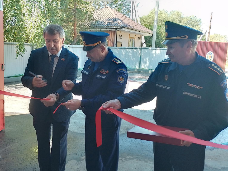 Пожарные Городца вернулись в обновленное депо