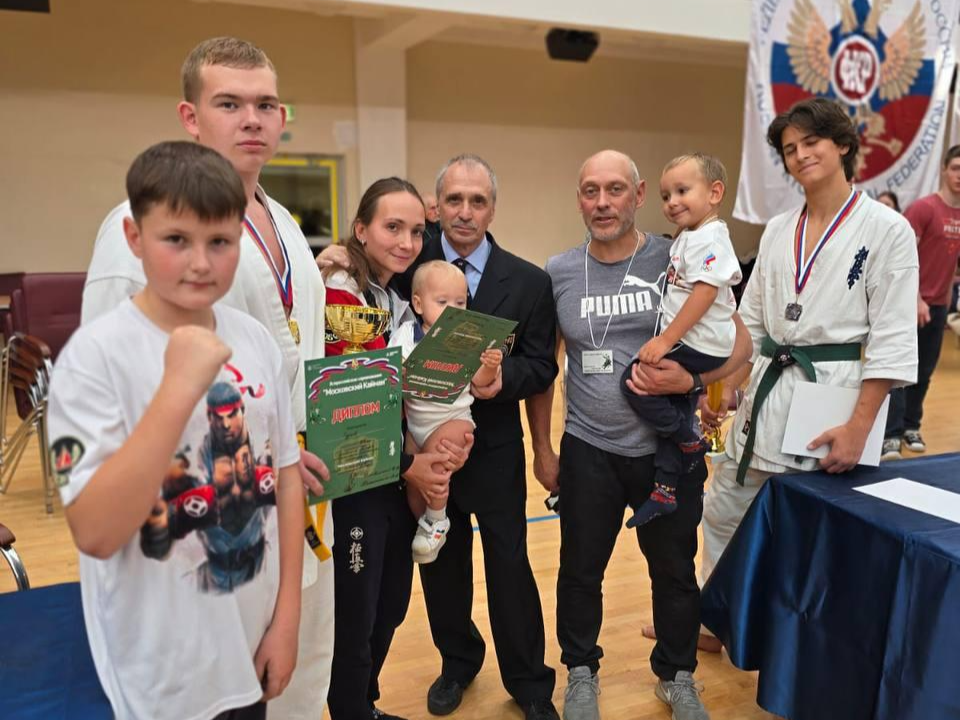 Люберецкие спортсмены привезли три медали Всероссийских соревнований по киокусинкай каратэ