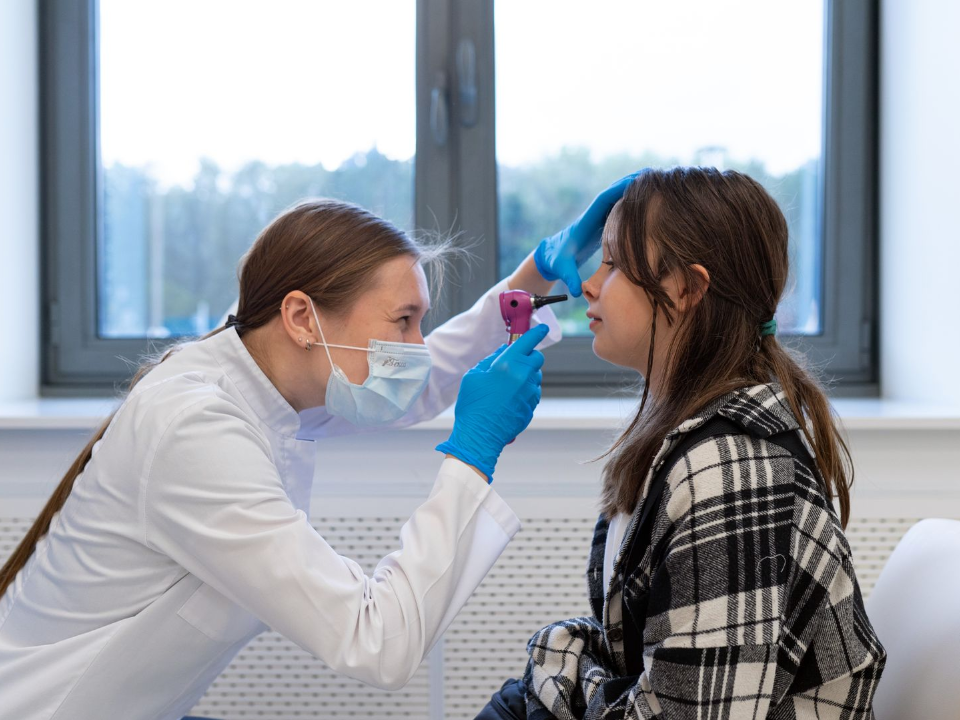 Педиатр Нилуфар Юнусова начала работу в детской поликлинике №4