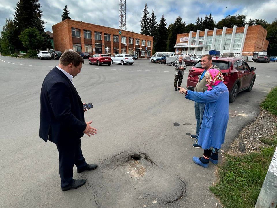 Разметку для безопасности пешеходов нанесут у шараповского Дома культуры