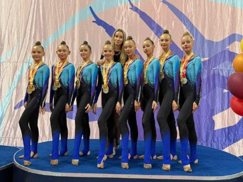 Лобненские гимнастки показали блестящий результат на областном чемпионате