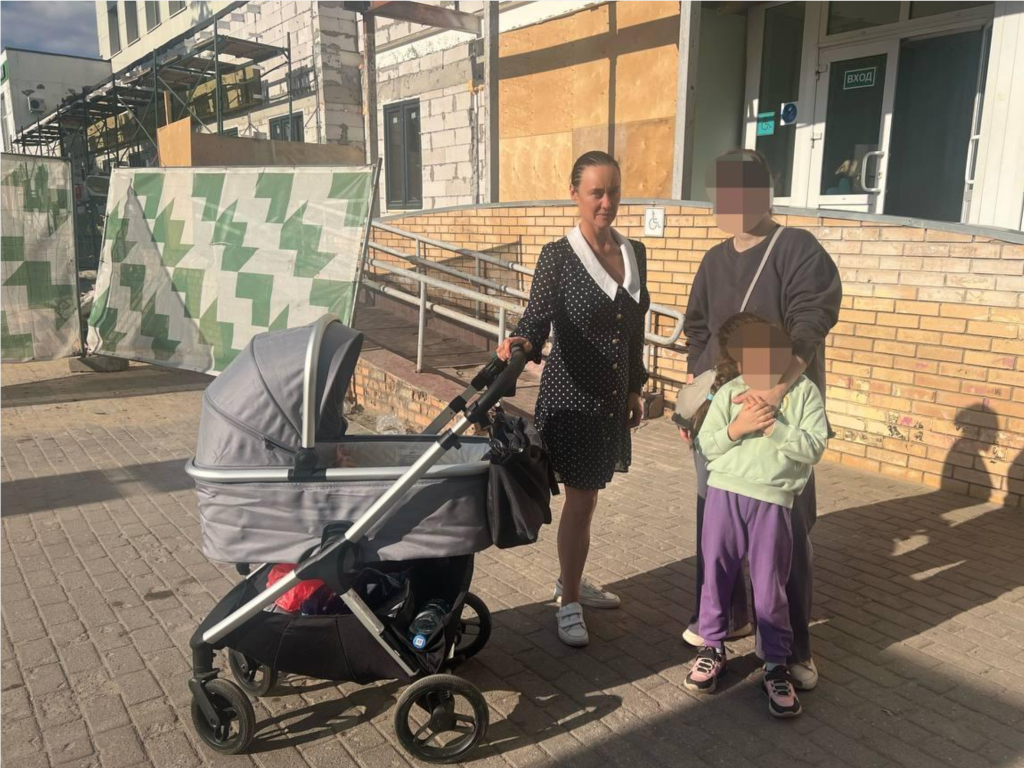 Устранить протечку и записать к врачу: как в округе помогают ветеранам СВО