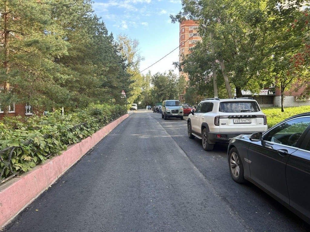 Дополнительные 23 км дорог отремонтировали в Дмитрове сверх плана