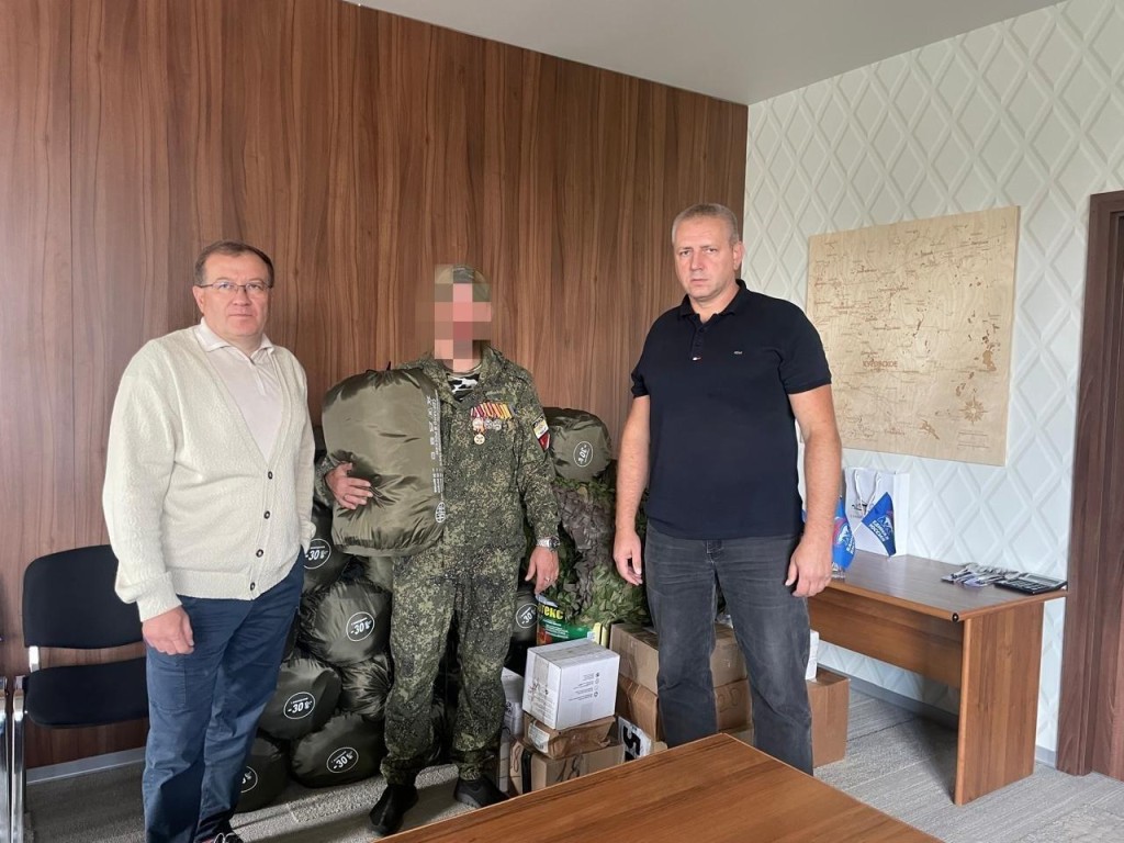 Из округа доставили зимнюю экипировку и медикаменты для бойцов на линии соприкосновения