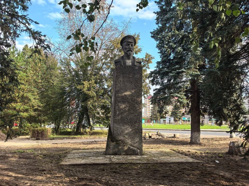 На Центральной площади в Хотькове построят парковку и пешеходные дорожки до конца года