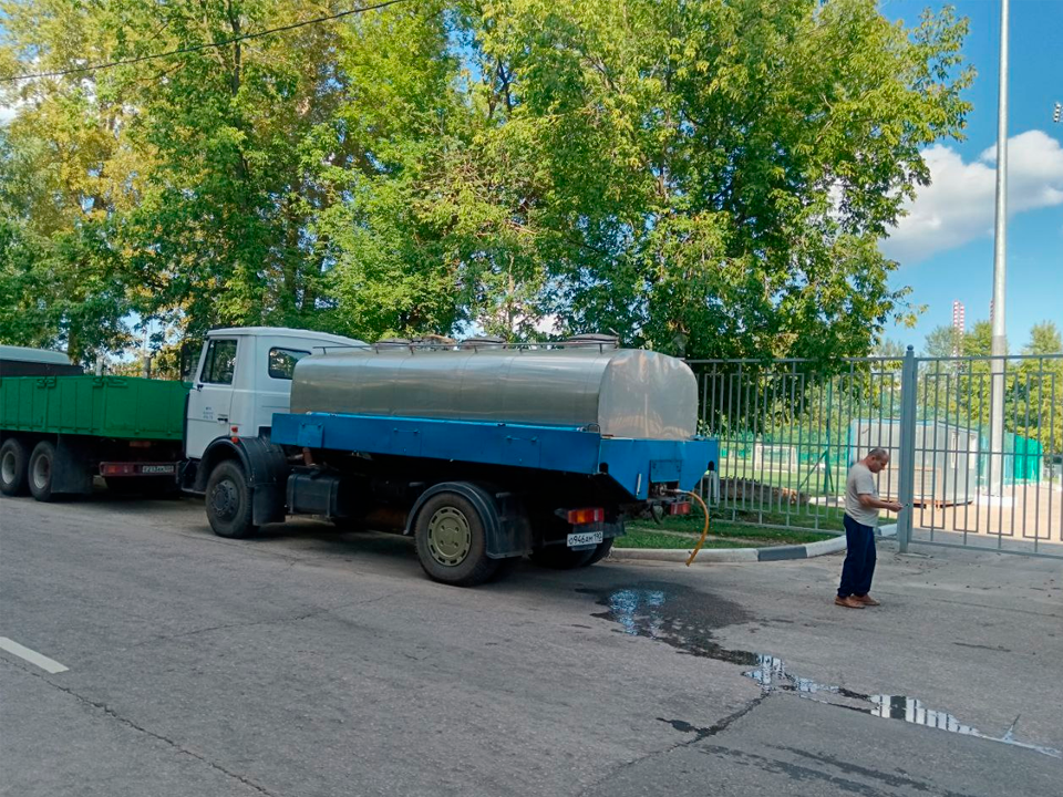 В микрорайоне Юбилейный установили дополнительные стендеры для набора воды