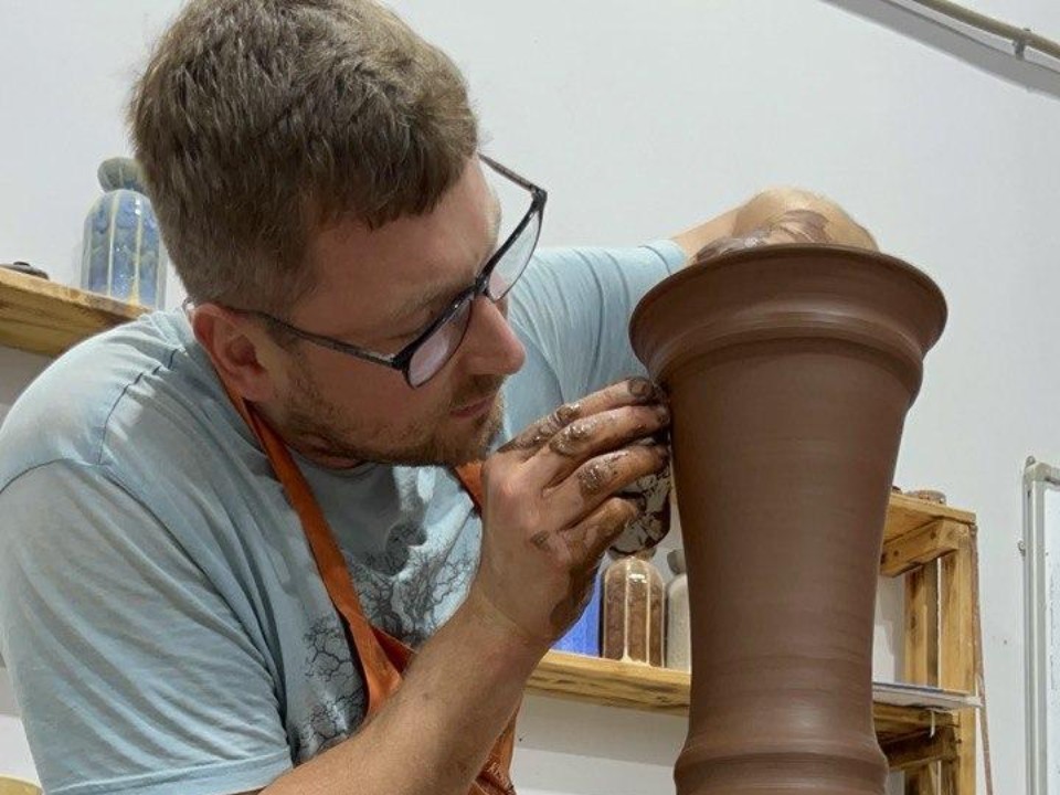 В деревне Ярыгино научат делать вазы и бокалы из глины по старинным эскизам