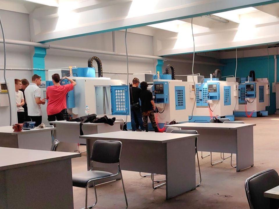 В колледже машиностроителей обучают 3D-моделированию и программированию на новых станках