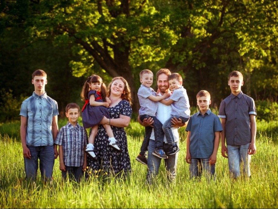 Многодетные семьи в Подмосковье могут получить ₽400 тыс. вместо участка