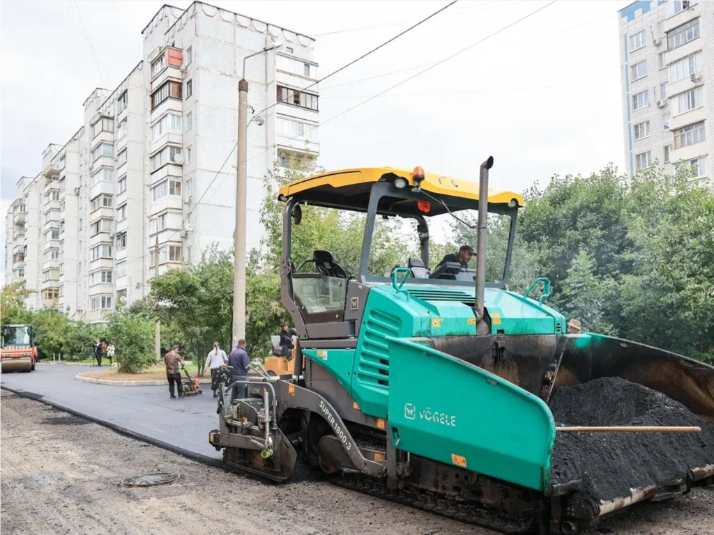 Дворы трех домов на улице Шараповской капитально отремонтируют