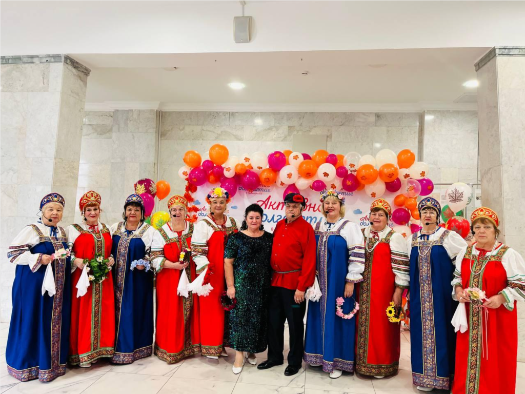 Ансамбль «Журавушка» принял участие в фестивале «Осень — художник вдохновения»