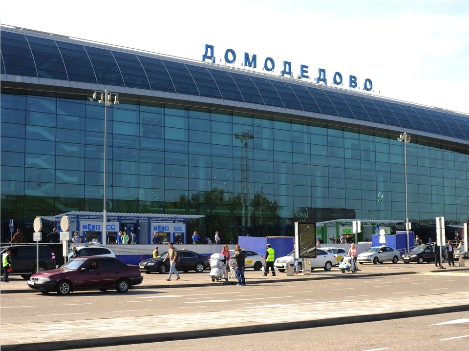 В аэропорту встретили Александру Симашкину — победительницу Кубка мира по BMX