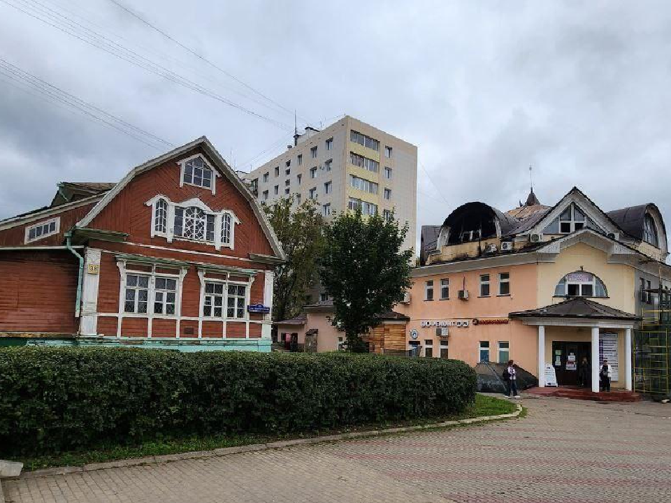 Старинный дворянский особняк в Дмитрове спасли от разрушительного пожара