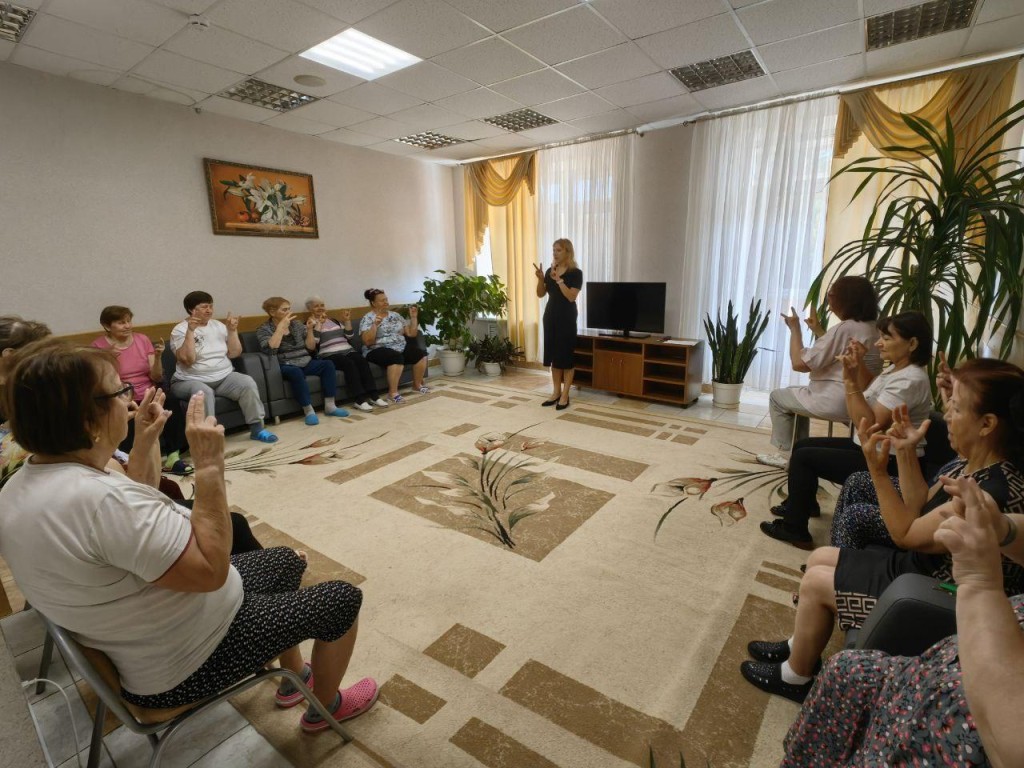 Пенсионеры могут пройти реабилитацию в оздоровительных центрах