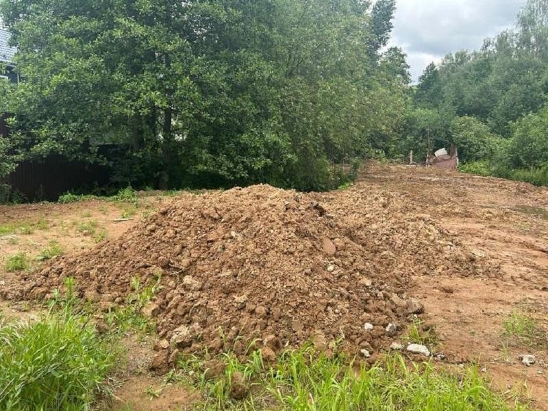 Экологи остановили незаконное захоронение грунта у реки в деревне Адуево