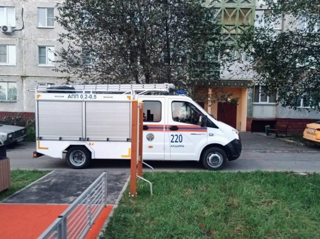 Спасатели помогли медикам доставить в больницу женщину с инфарктом