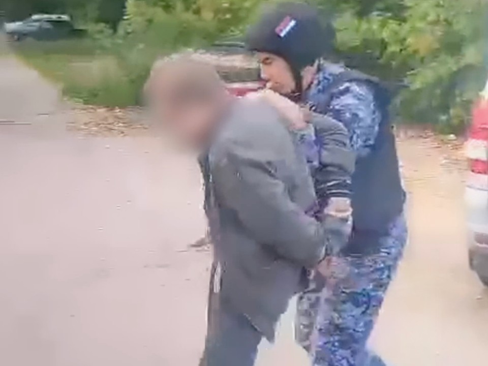 Росгвардейцы задержали мужчину, убившего пенсионерку в Воскресенске