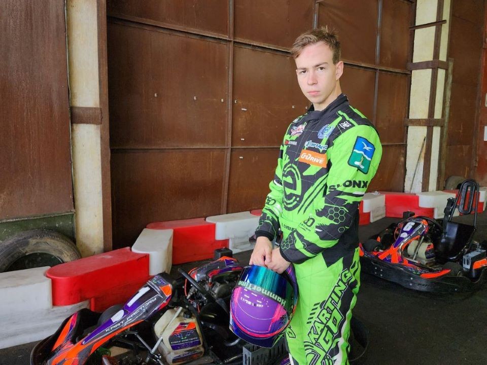 Автокросс и симрейсинг: гонщик из Чехова выступит за Кыргызстан на Шри-Ланке