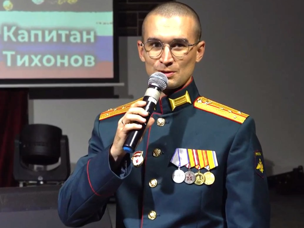Капитан Денис Тихонов провел откровенный разговор с молодежью Наро-Фоминска