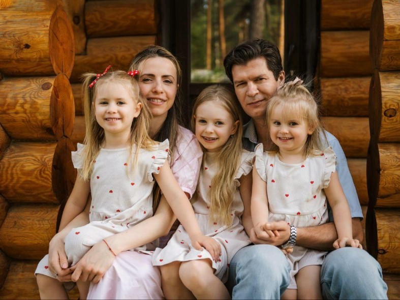 Семьям с детьми объяснили выгоду и риски кредитных каникул