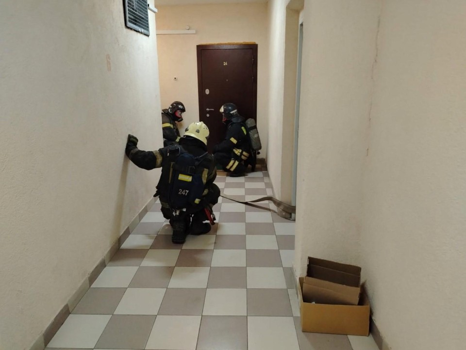 Пожарные учения прошли в высотном доме Подольска