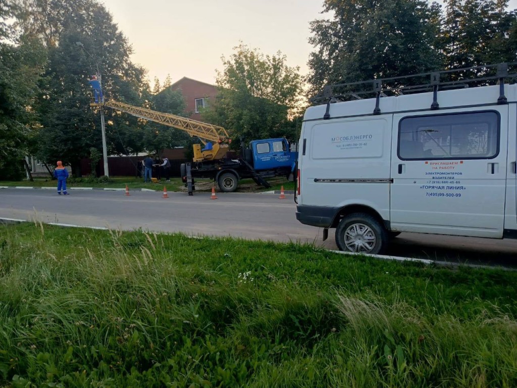 Восстановить подачу света на улице Калинина планируют к 21:00 субботы