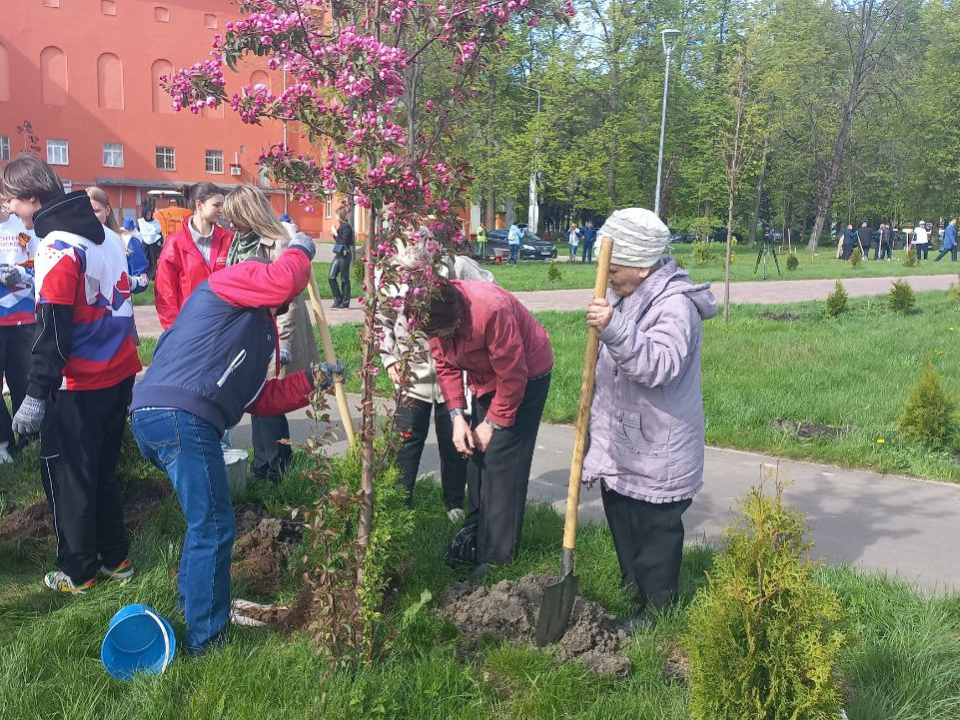 Как в Электростали открывали памятник Карлу Марксу