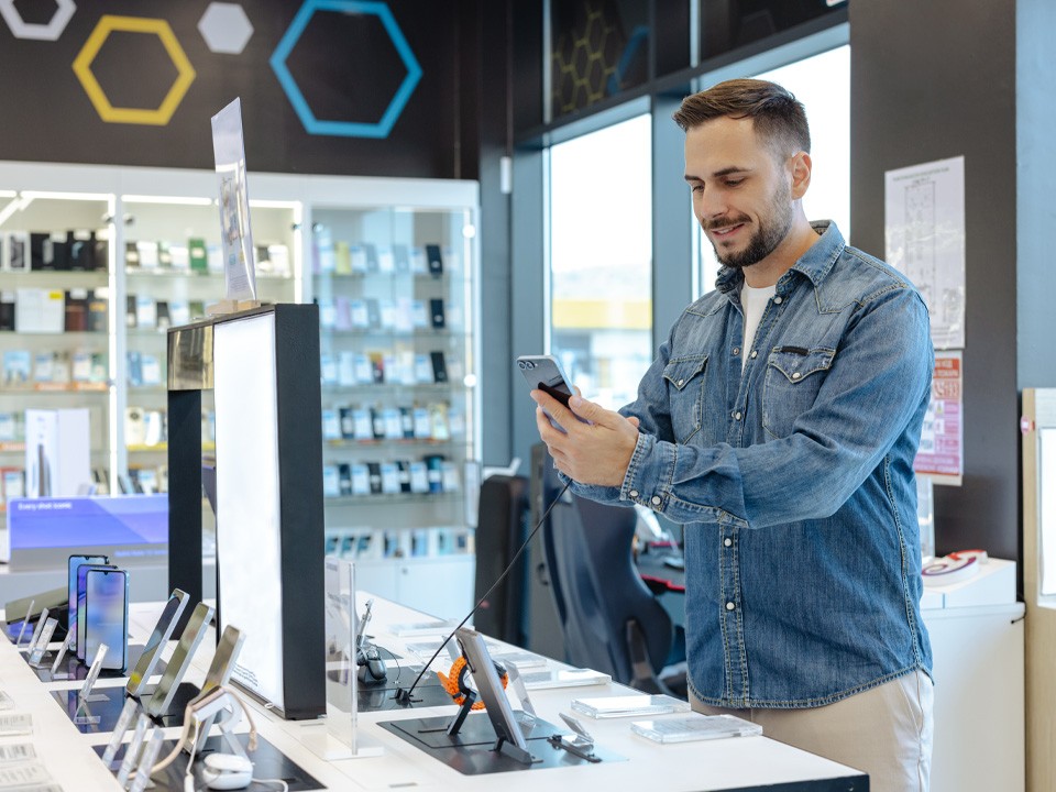 Эксперт объяснил, почему не стоит покупать новый iPhone Air в 2025 году