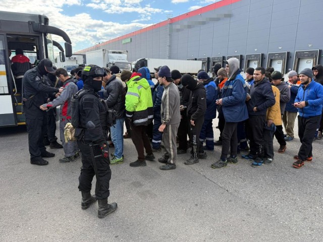 Рейд по выявлению незаконных мигрантов прошел в Солнечногорске