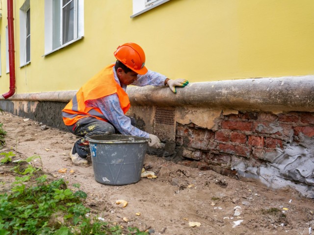 В Электростали новые крыши появились у восьми многоквартирных домов
