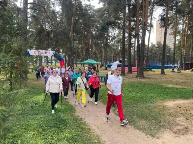 Пенсионеры Котельников показали пример активной жизни молодым горожанам