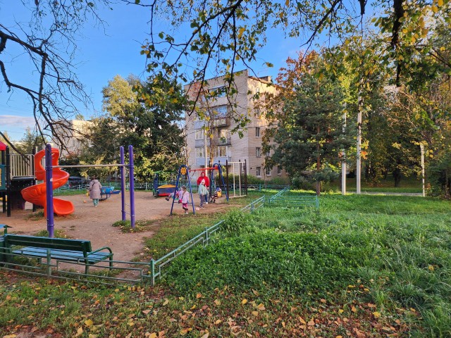 Центральную детскую площадку в поселке санатория Министерства обороны приведут в порядок