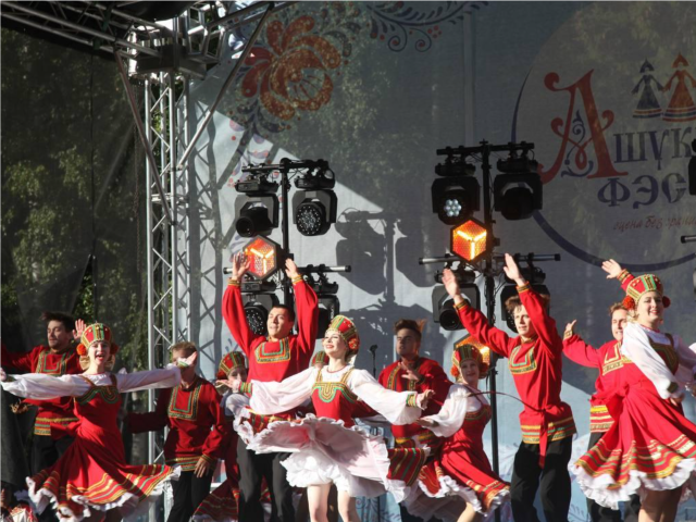 На «Ашукино-ФЭСТ» выступят ансамбль из Белогорода и народный артист России