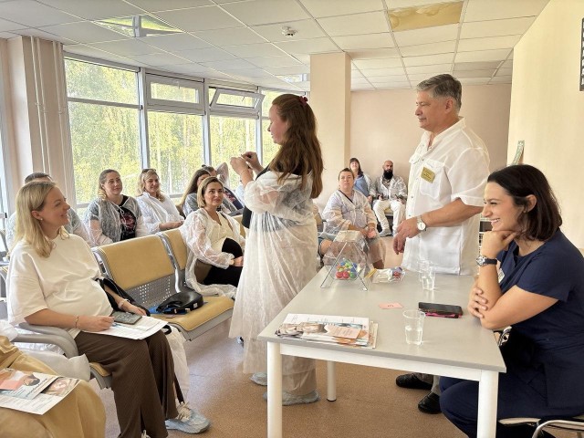 Будущие мамы и папы познакомились с работой перинатального центра в Пушкино