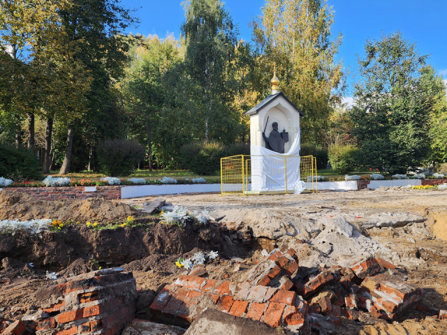 Сквер на площади Святителя Николая обновят в Дзержинском до конца октября