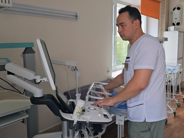 Новое оборудование помогает врачам выхаживать малышей с тяжелыми патологиями