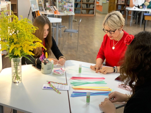 Можайцев приглашают на бесплатный мастер-класс «Осенний арт»