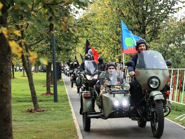 Патриотический мотопробег объединил байкеров и жителей Красногорска