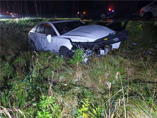 Спасатели оказали помощь водителю, пострадавшему в ДТП в Ступинском округе