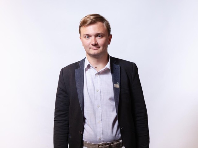 Учитель из Луховиц рассказал, почему решил участвовать в шоу «Классная тема!» и как дошел до полуфинала