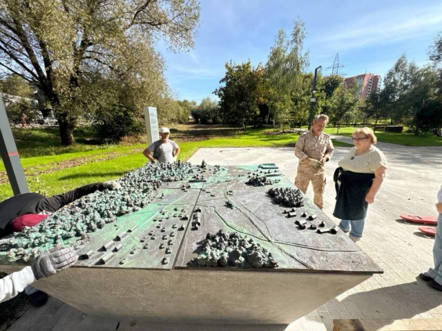 В Лобне открыли полностью обновленный парк «Защитников Москвы»