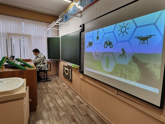 Первый предпрофессиональный агротехнологический класс открыли для клинчан