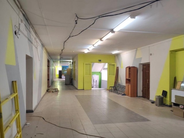 Учебное заведение в Мирном полностью отремонтируют к новому учебному году