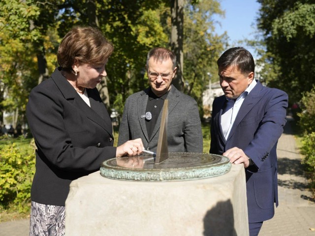 Воробьев и Мединский открыли новый сквер с амфитеатром на территории усадьбы «Лыткарино»