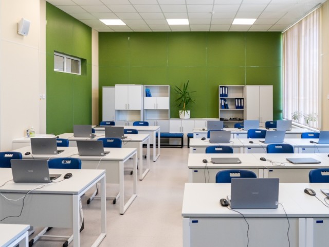 Первоклассники Ступина получили рюкзаки с полным набором школьных принадлежностей