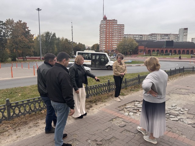 Тротуар на площади Дмитрия Донского в Дзержинском капитально отремонтируют в 2026 году