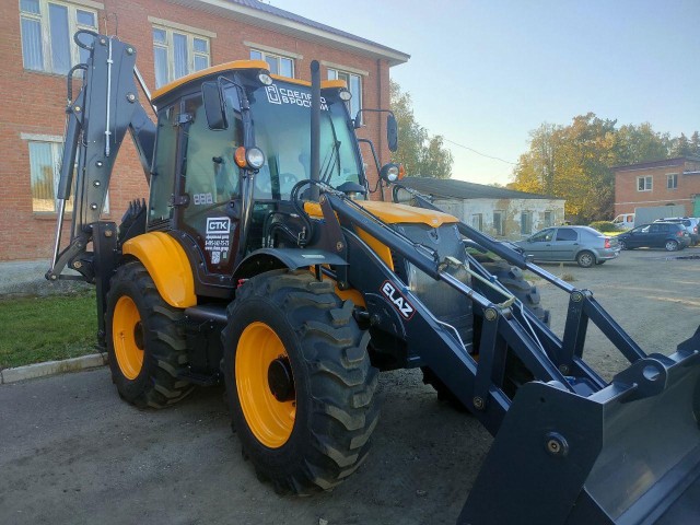 Коммунальные службы получили новую технику для работы в зимний период