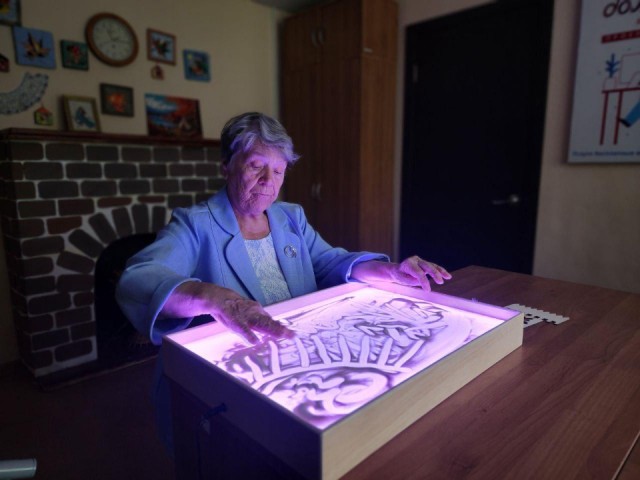 Участники проекта «Активное долголетие» освоили песочную терапию